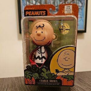 Peanuts Charlie Brown Vampire Costume Figure